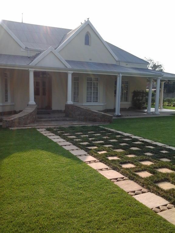 Villa Beryl Guesthouse Vryheid Exterior foto